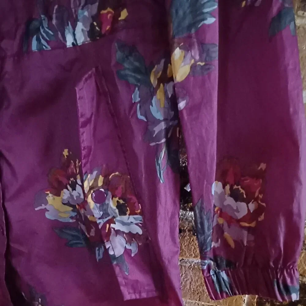 Joules Right as Rain Hooded Packable Raincoat - Picture 4 of 8